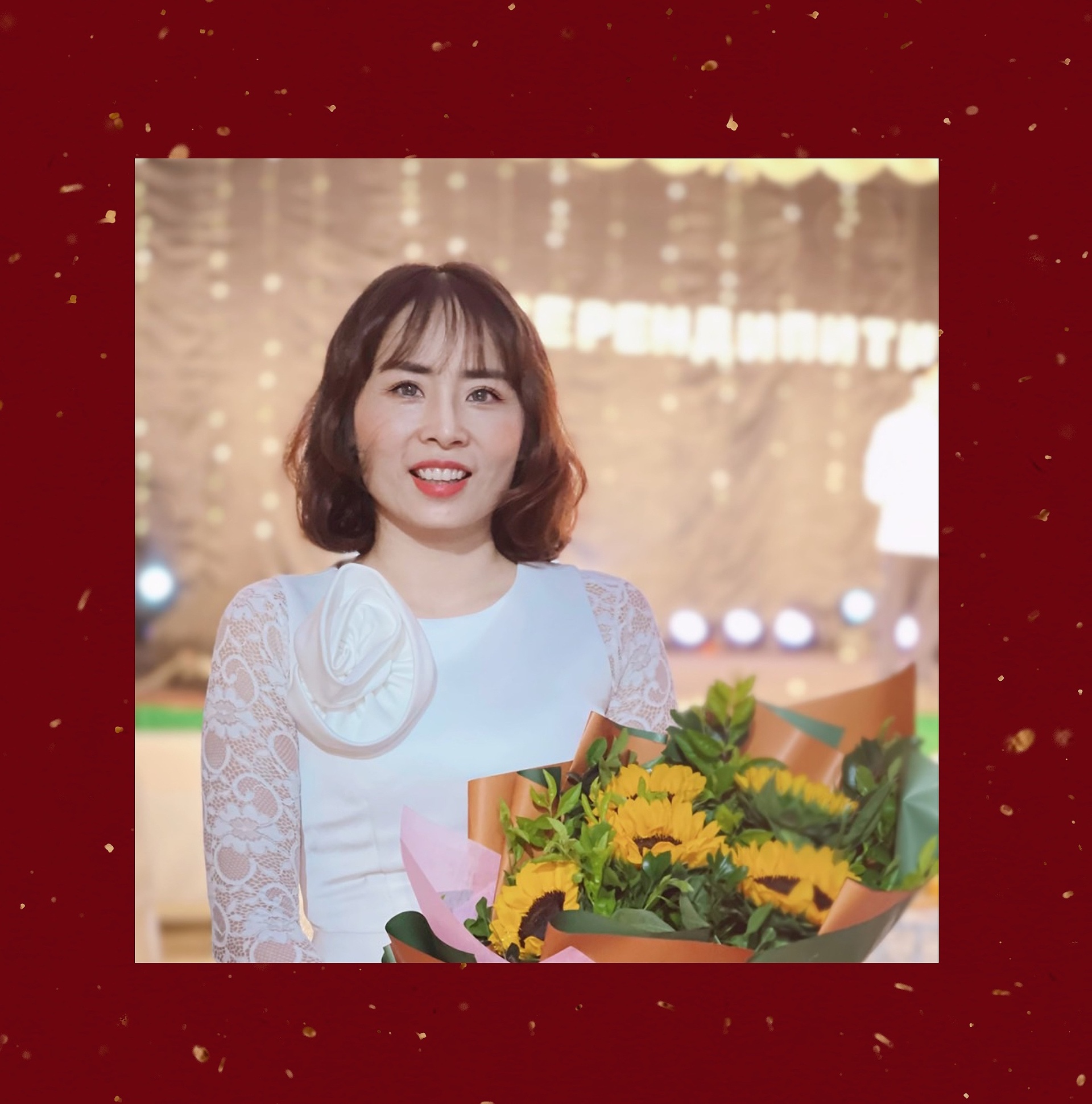 Từ một cựu học sinh chuyên Nga đến cô giáo dạy tiếng Nga rồi trở thành chiến sĩ thi đua toàn quốc.